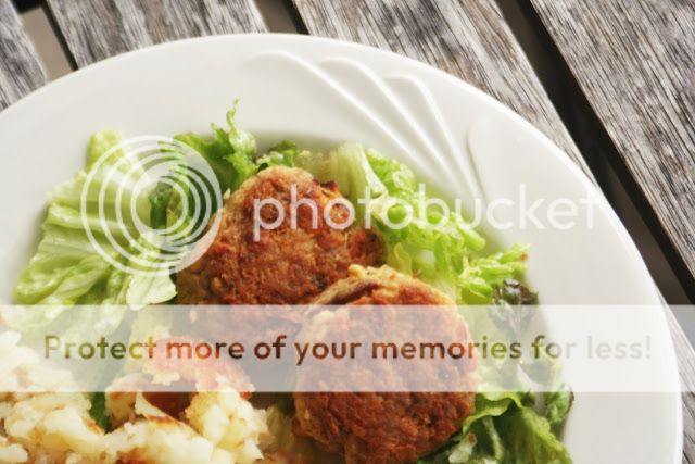 Salmon Cakes