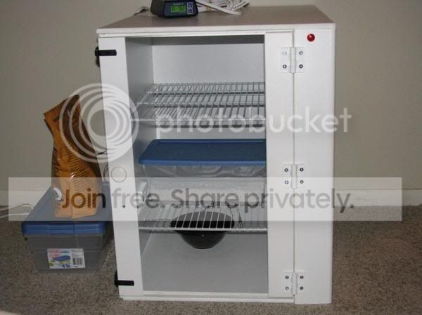 Incubator.jpg